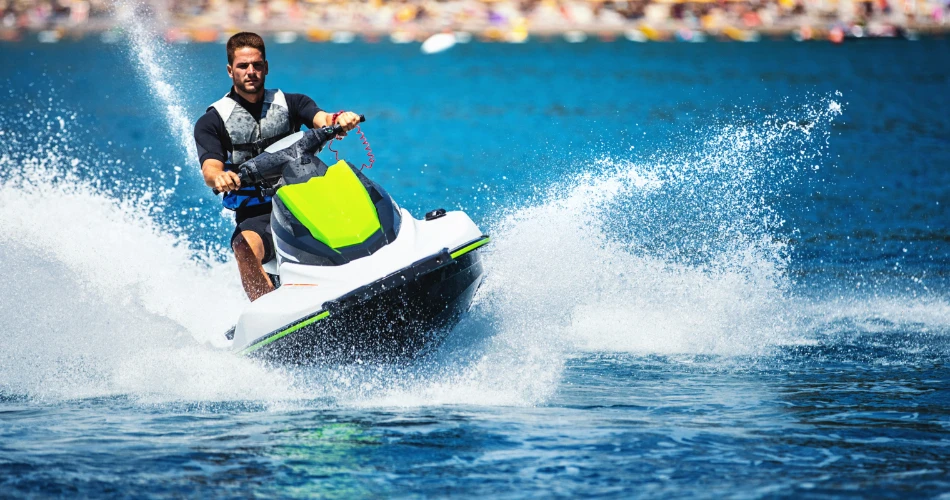 Adventure Awaits: Water Sports & Outdoor Activities in Miami Beach