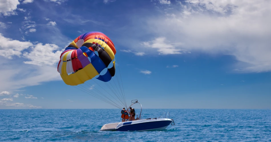 Adventure Awaits: Water Sports & Outdoor Activities in Miami Beach